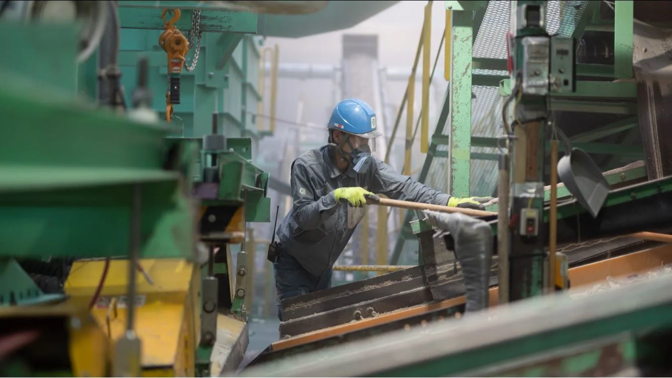 2023年にリニューアルした新制服の記事が公開されました