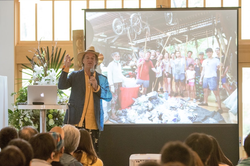 ジョン・ハーディー氏のブログで講演の様子が公開されています